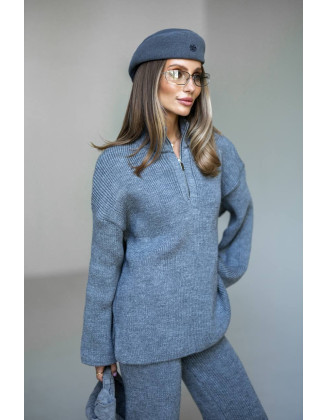 В’язаний костюм oversize з коміром на блискавці сірого кольору