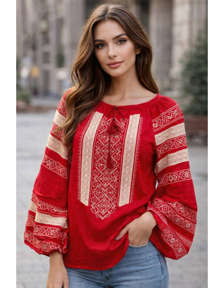 Вишиванка в червоному кольорі з контрастною білою вишивкою батал